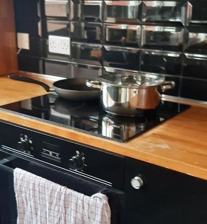 Our Guests Are Royal Apartment Wellingborough Exterior photo